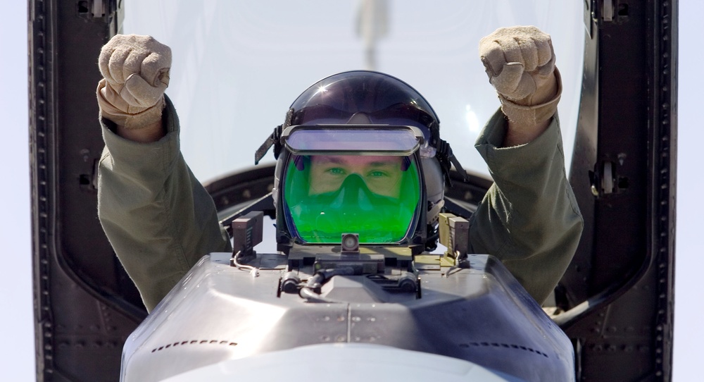 Air Force Pilot Showcases Passion for Flying F-16 During Red Flag Exercise