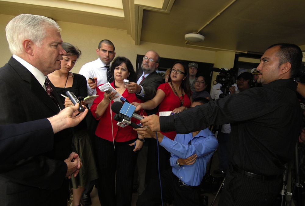 Defense Secretary Gates Visits Guam, Attends Shangri-La Dialogues