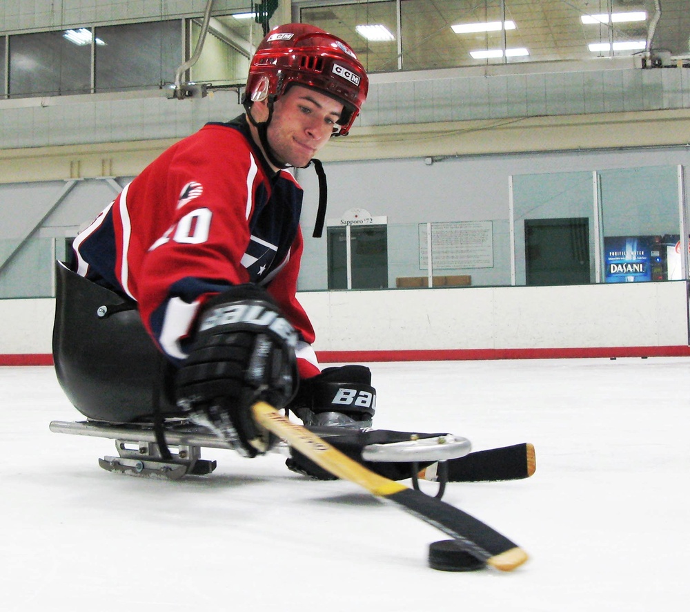 Wounded Warrior Plays Hockey After Losing Legs, Fingers in Iraq