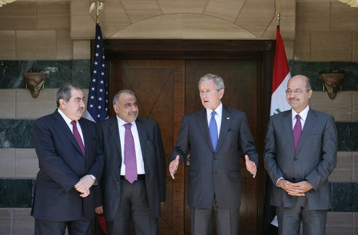Bush Meets with Iraqi Leaders in Egypt