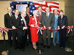 Military and Government Leaders Open New USO Lounge at Reagan National Airport
