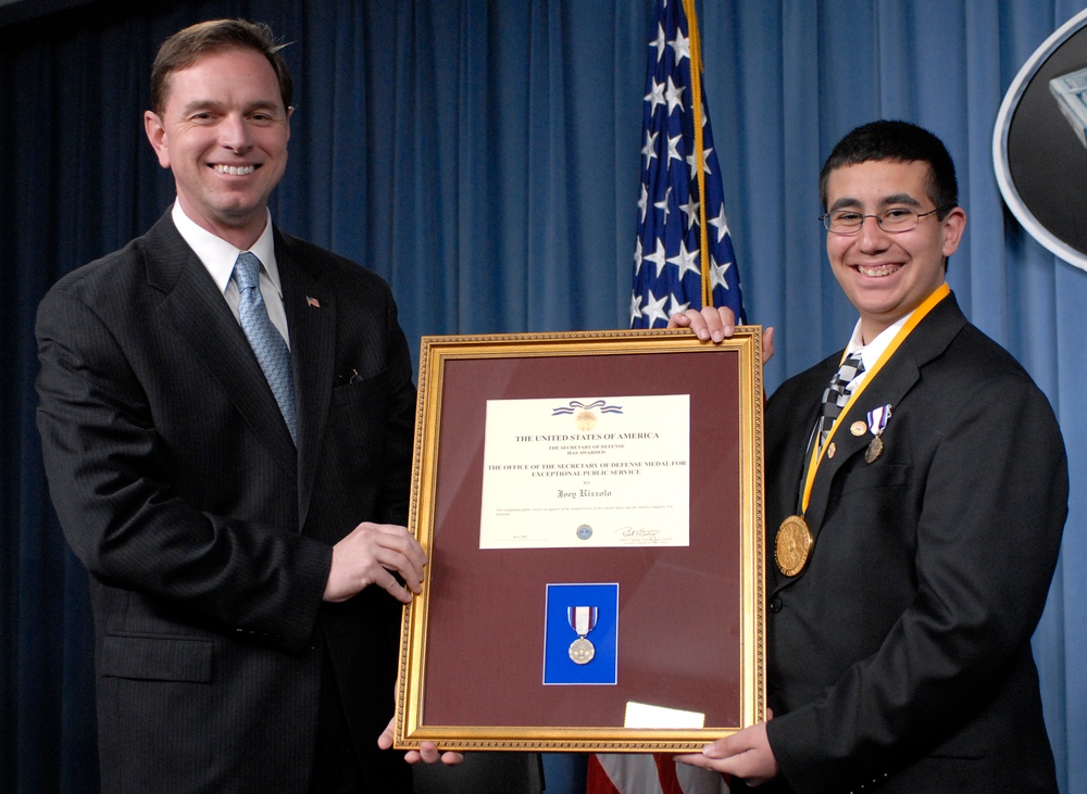 Seventh Grader Honored for Supporting U.S. Troops