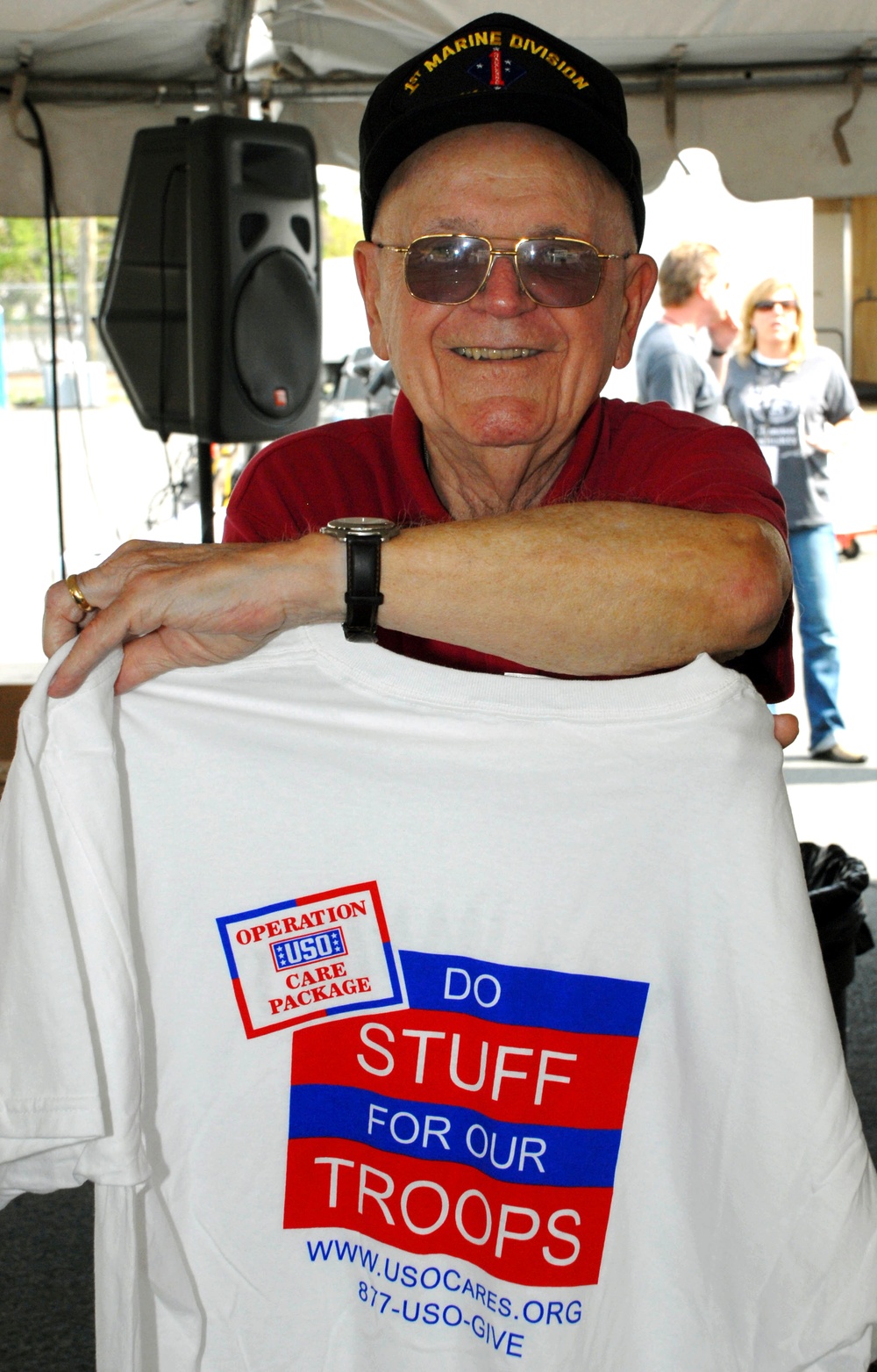 WWII Marine Veteran Volunteers to Pack Care Packages for Troops