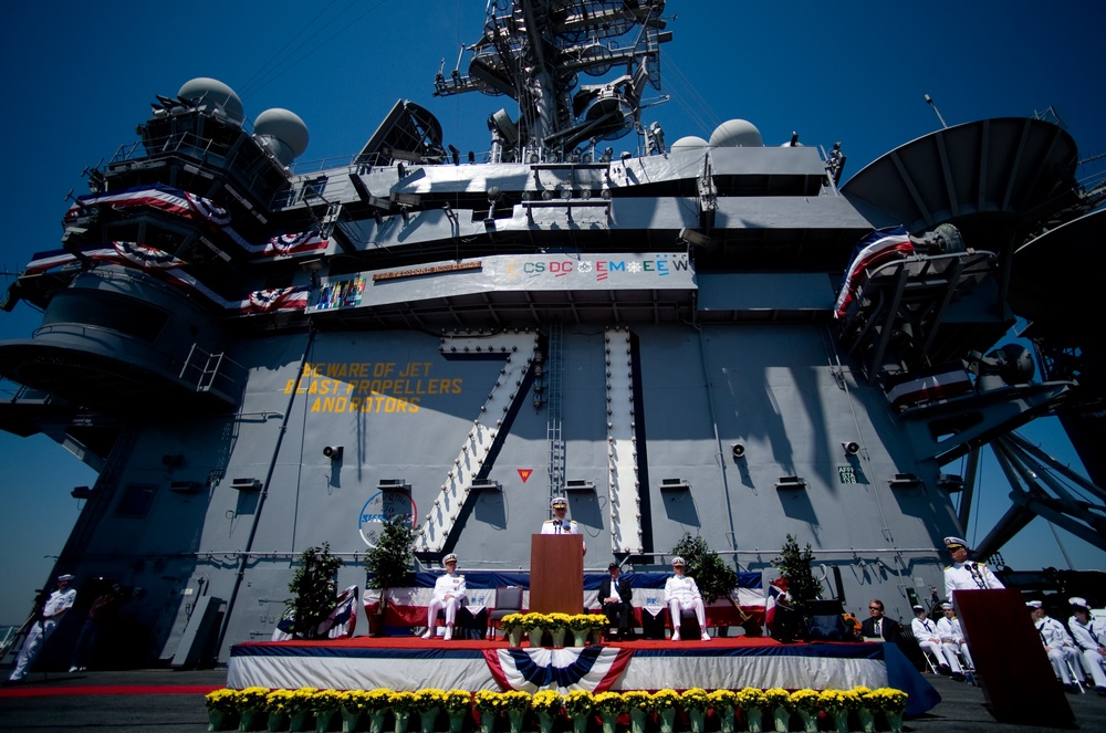Adm. William J. Fallon Retires After 41-Year Naval Career