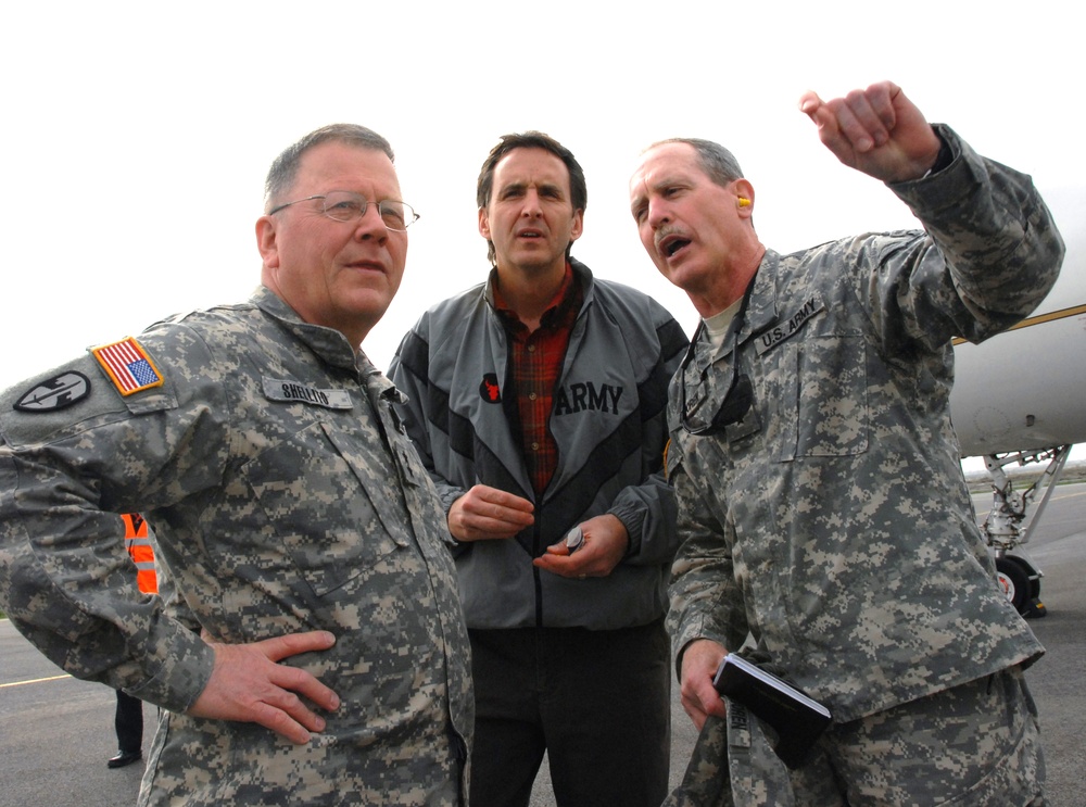 Minnesota National Guard Leaders Tour Kosovo