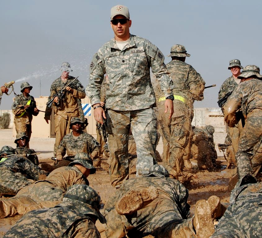 Army Officer Oversees Low-Crawl Challenge in Iraq