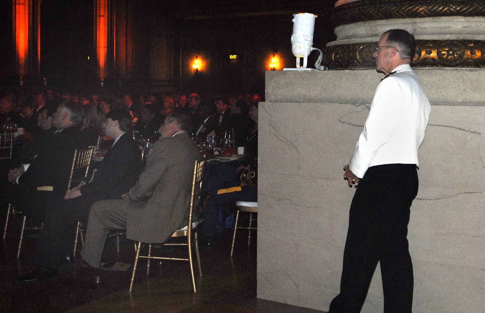 Mullen Addresses TAPS Honor Guard Gala
