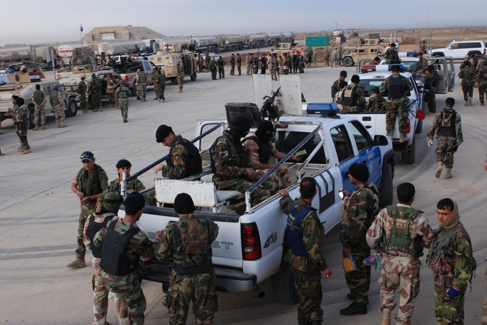 Iraqi, Coalition Forces Conduct Checkpoint Operations in Numaniyah