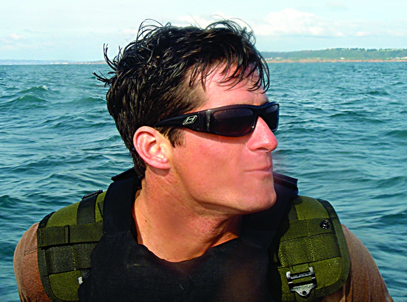 Navy SEAL Posthumously Awarded Medal of Honor for Heroic Actions in Iraq