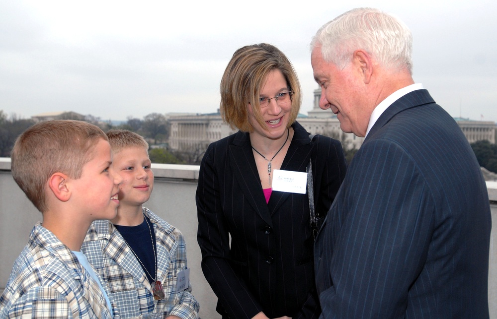 Defense Secretary Honors Military Children at Reception