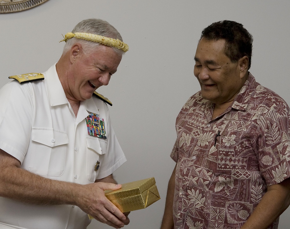 U.S. Pacific Commander Meets with Micronesian Leader to Discuss Regional Cooperation