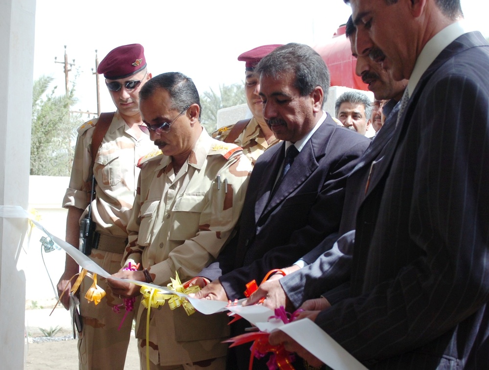Iraqi Army, Health Ministry Open New Clinic in Adwaniyah