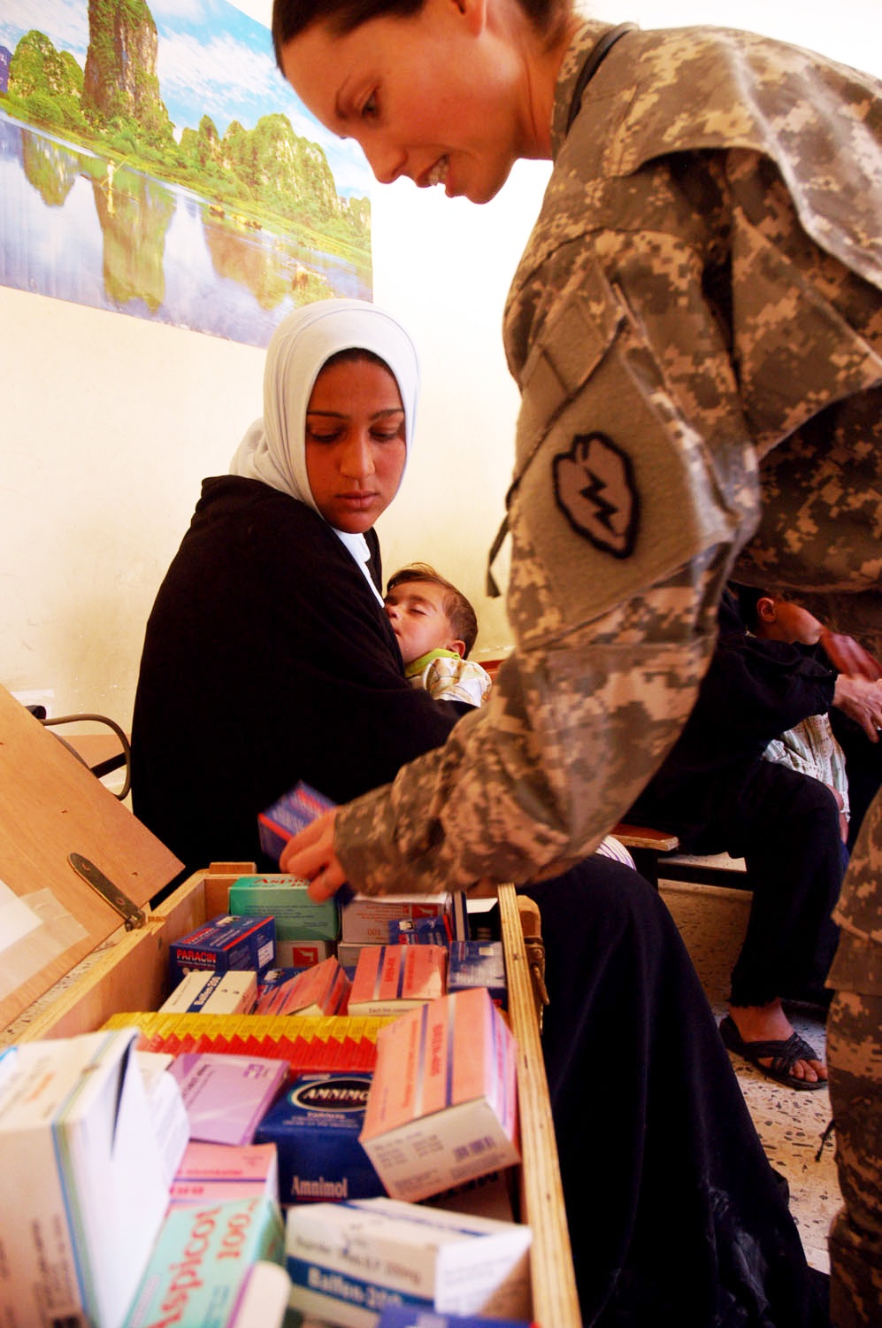 Army Nurse Provides Medical Care in Iraq