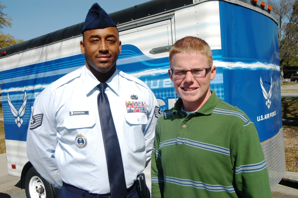 Air Force Recruiter Helps Airman Candidate Achieve Weight Loss Goal