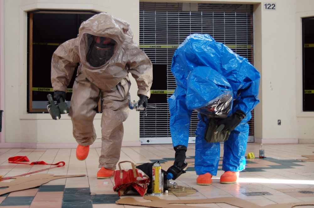 National Guard Civil Support Team Trains for Hazardous Substance Response