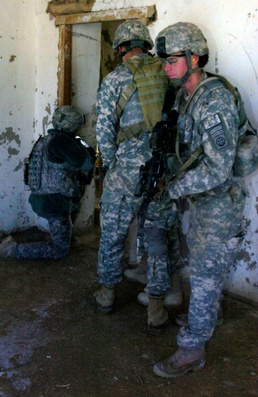 Army Sgt. Leads Room Clearing Training with Afghan Police in Afghanistan