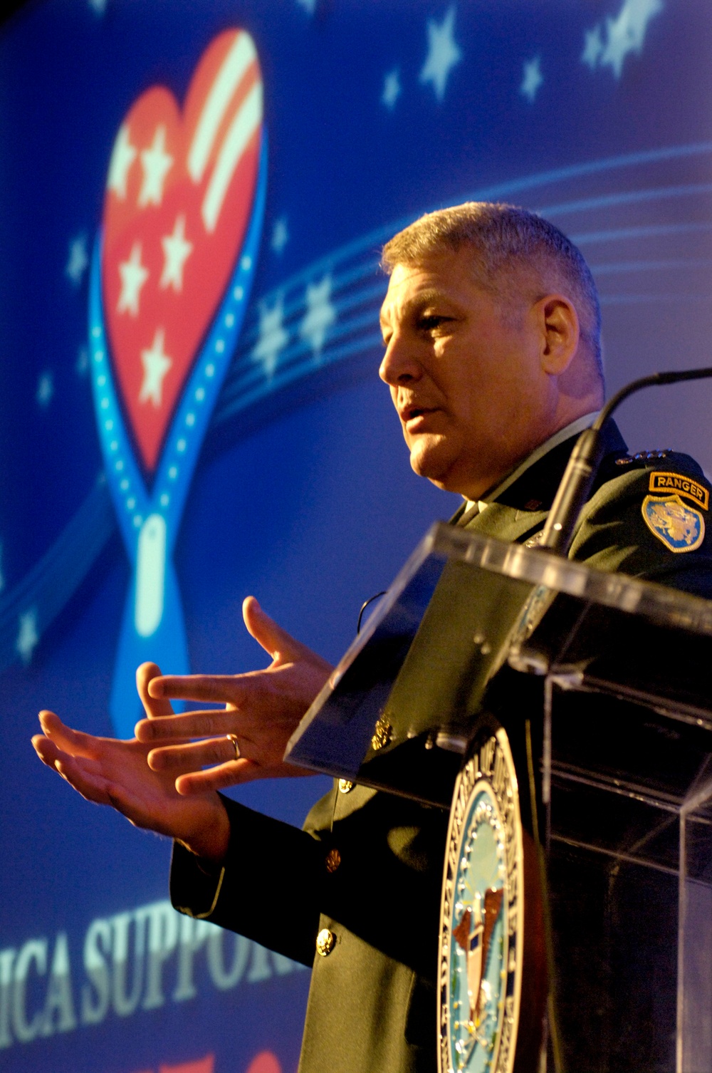Lt. Gen. Ham Briefs Patriotic Citizens on Supporting Troops at Pentagon Summit