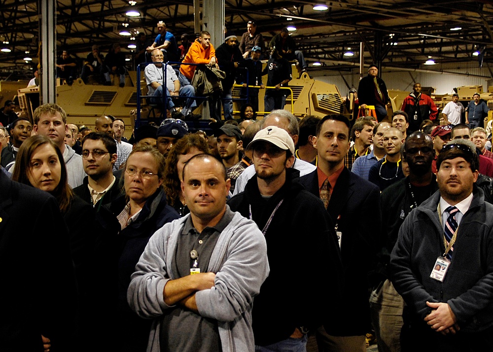 Defense Secretary Gates Addresses Workers at Vehicle Integration Facility in Charleston