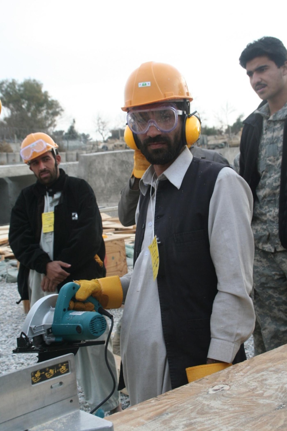 Afghan Citizens Gain Construction Skills at Jalalabad Workshop