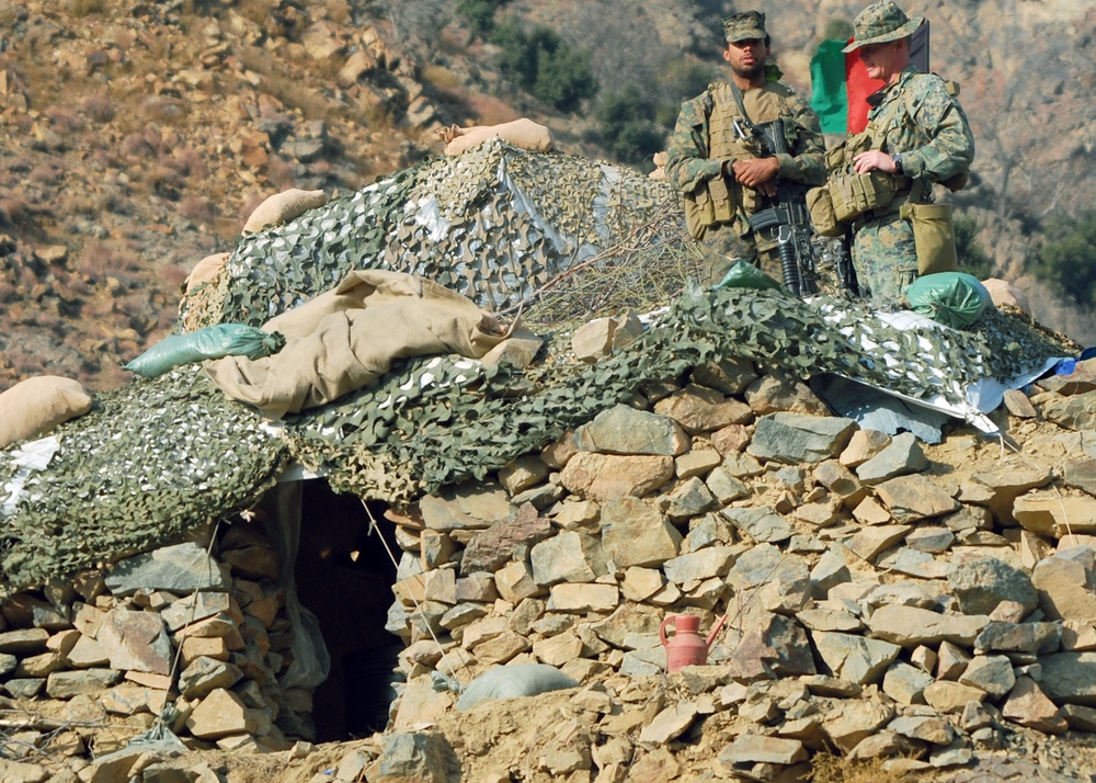Marine Mentors Observe Afghan Border Checkpoint from Mountain