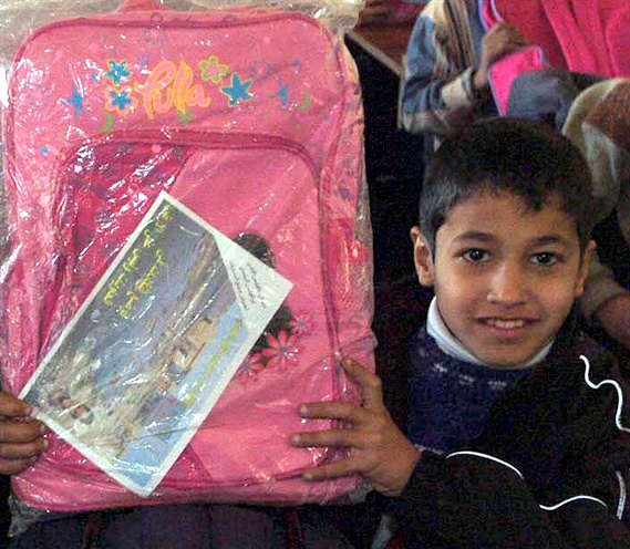 Iraqi, U.S. Soldiers Deliver Backpacks to Kawaryzmi Primary School Children
