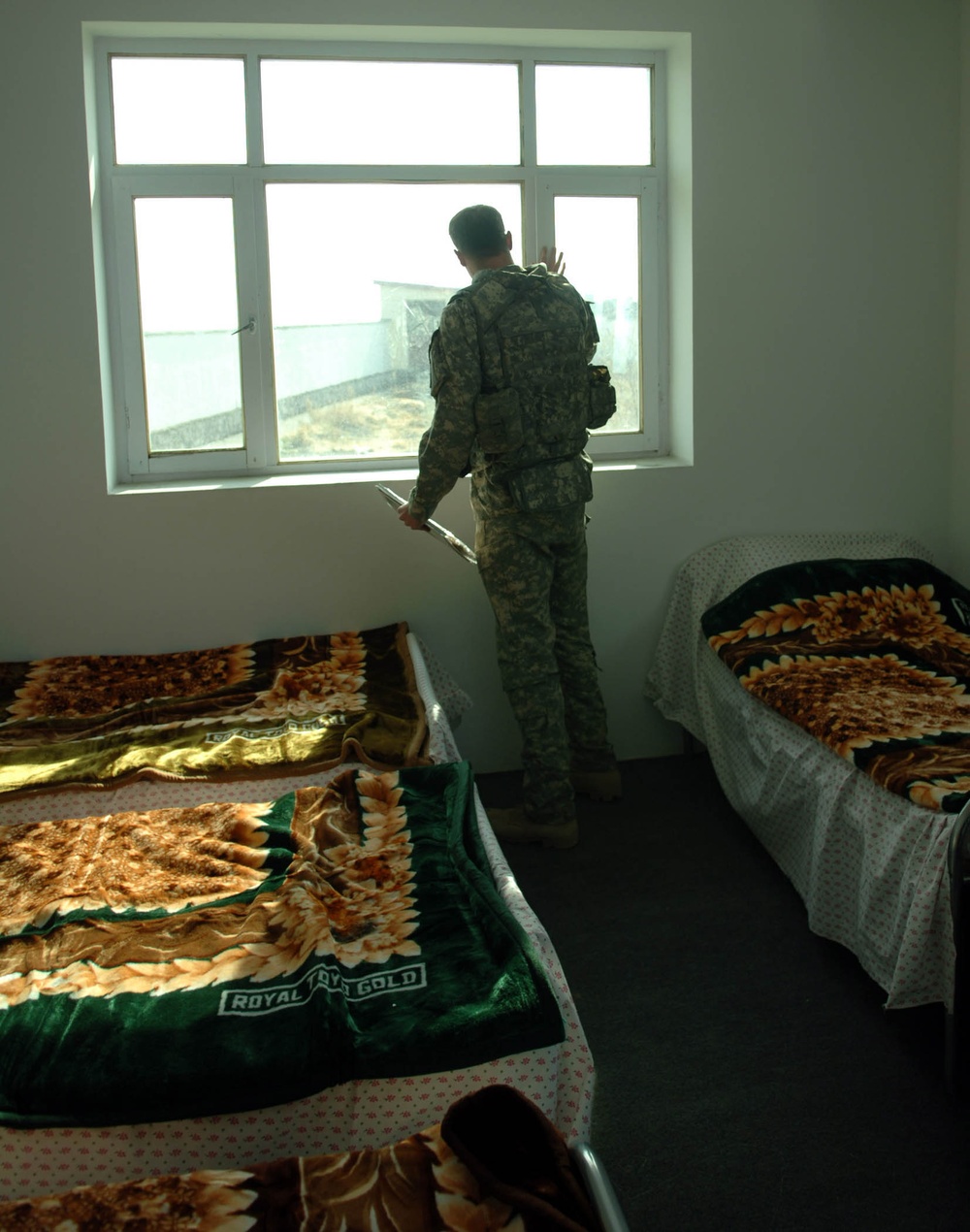 U.S. Army Captain Helps Open Afghan Women's Shelter