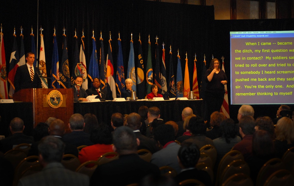 Disabled White House Official Speaks at Defense Department Ceremony