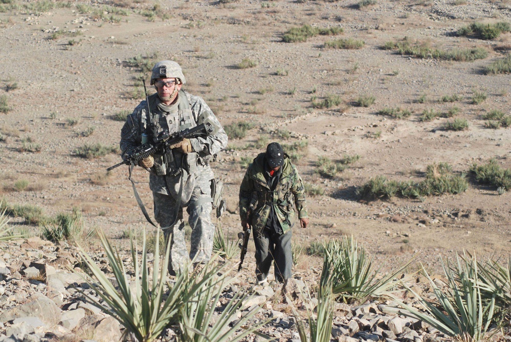 Army Master Sgt. Leads Security Patrol in Afghanistan