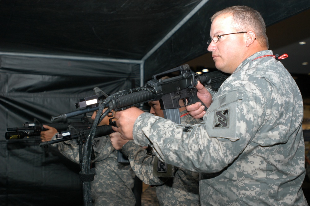 Soldiers Conduct Simulated Patrol in Iraqi Street