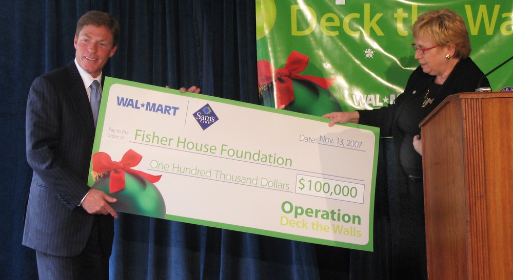 Wal-Mart Foundation Donates $100,000 to Fisher House Foundation for Holiday Program