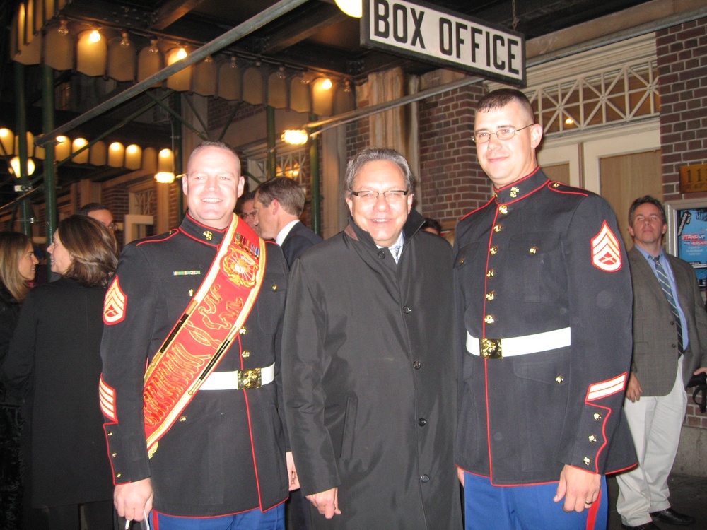 Marine Staff Sergeants Pose with Comedian Lewis Black at Fundraiser