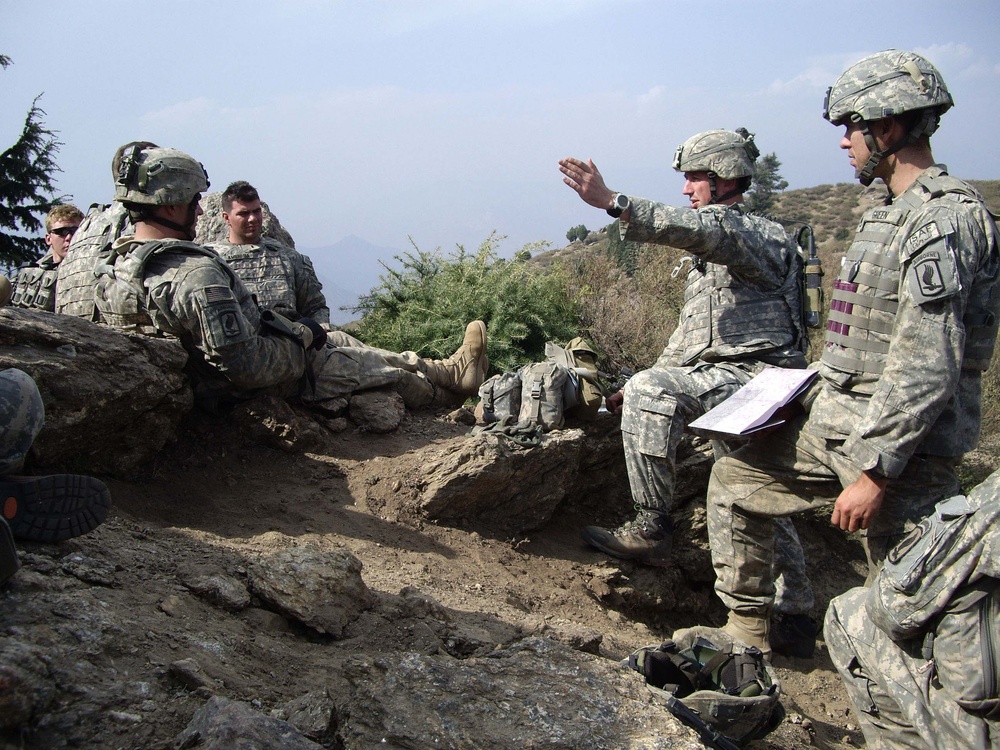 Army Officers Discuss Intelligence Gathered in Afghanistan