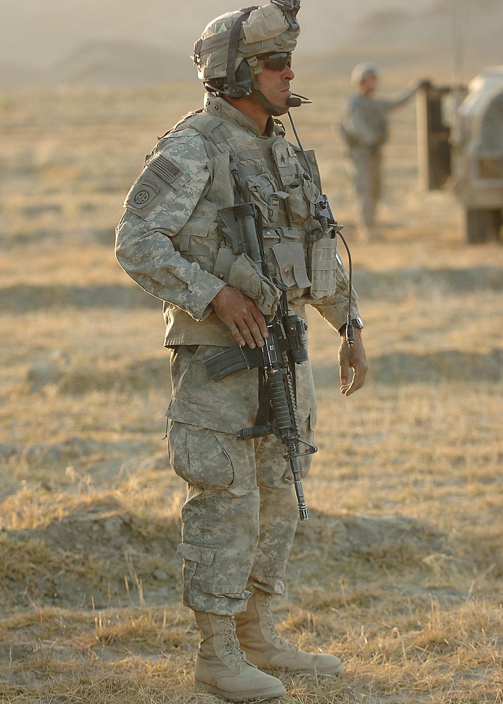 Army Mechanic Provides Security During Convoy Halt in Afghanistan