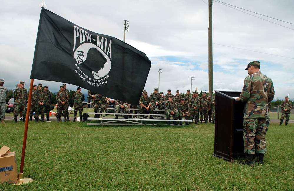Air Force Col. Honors POW/MIA Servicemembers at 24-Hour Remembrance Run