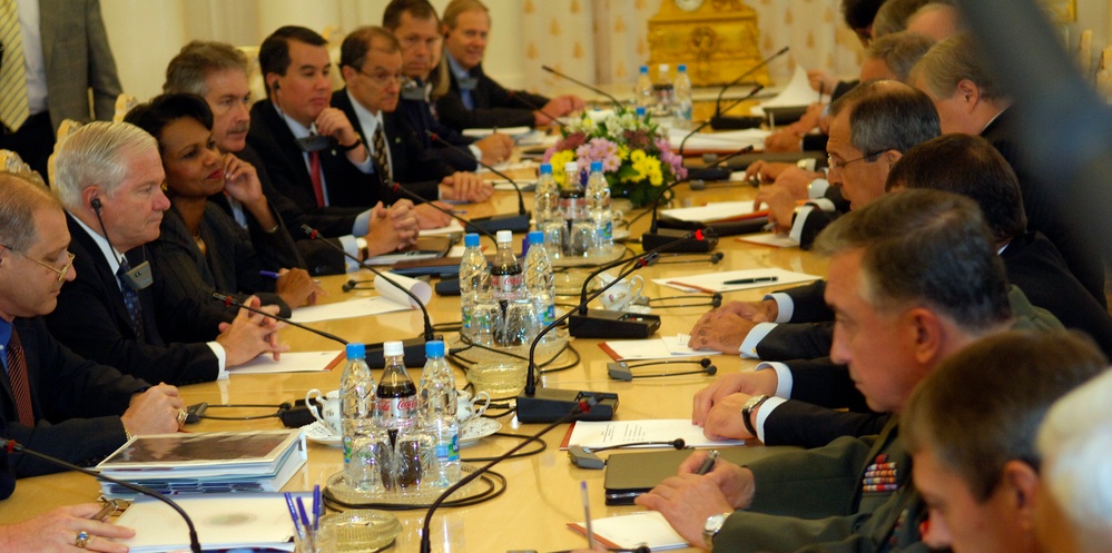 U.S. and Russian Defense, Foreign Affairs Leaders Meet in Moscow
