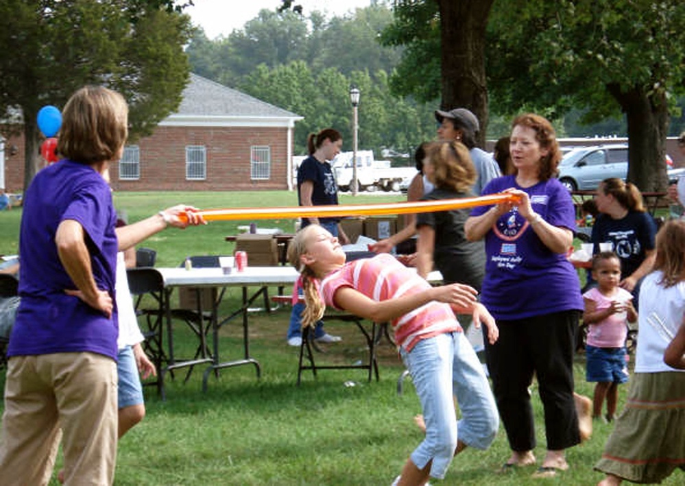 Daughter of Deployed Servicemember Enjoys 'Deployed Family Fun Day'