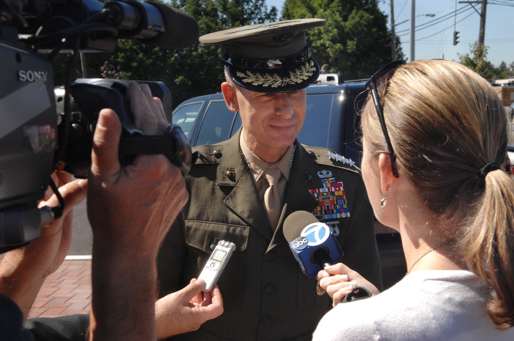 Marine Gen. Pace Pays Respects to Fallen Alumnus at Chaminade High