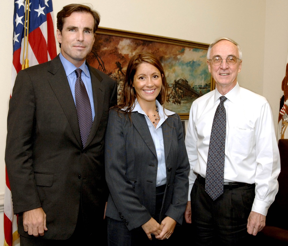 ABC News' Bob Woodruff, Traumatic Brain Injury Fund Director Meet with Deputy Defense Secretary