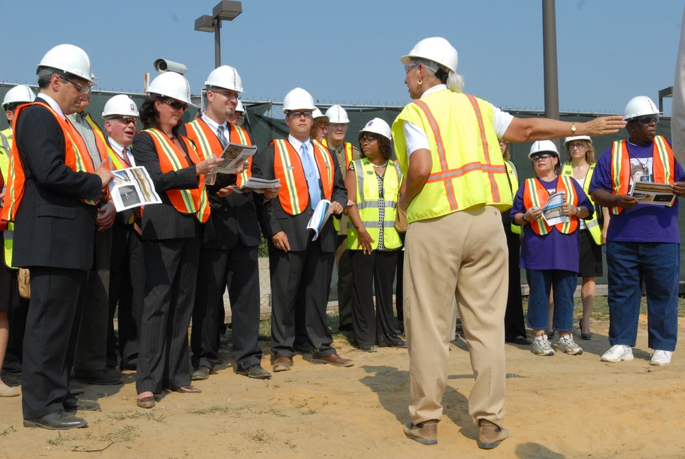 Pentagon Memorial Project Manager Briefs Families of 9/11 Victims
