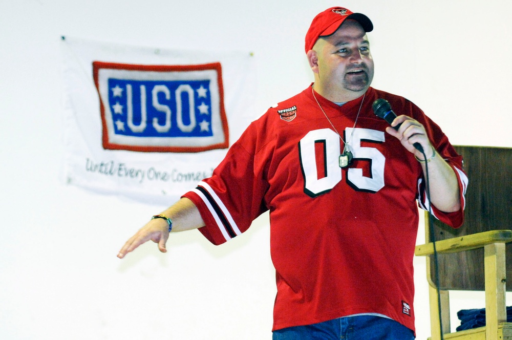 Comedian Scott Kennedy Entertains Troops on Fifth USO Tour of Iraq