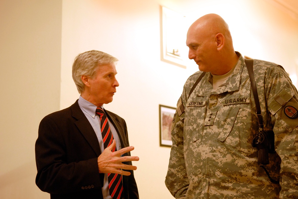 U.S. Officials Meet in Baghdad Amid Iraq War