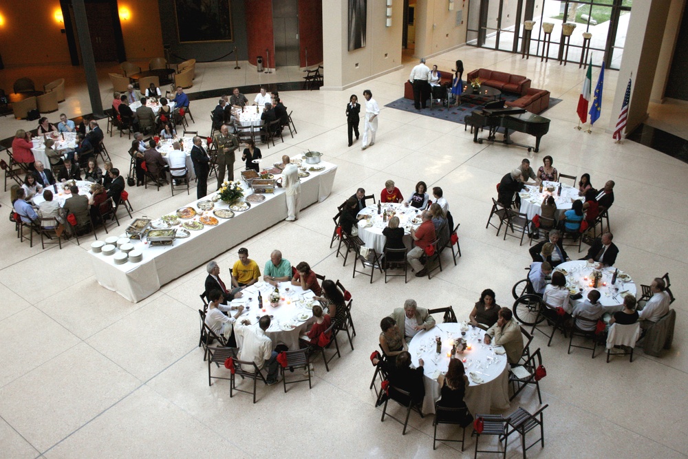 Wounded Troops Enjoy Italian Hospitality at Embassy Event