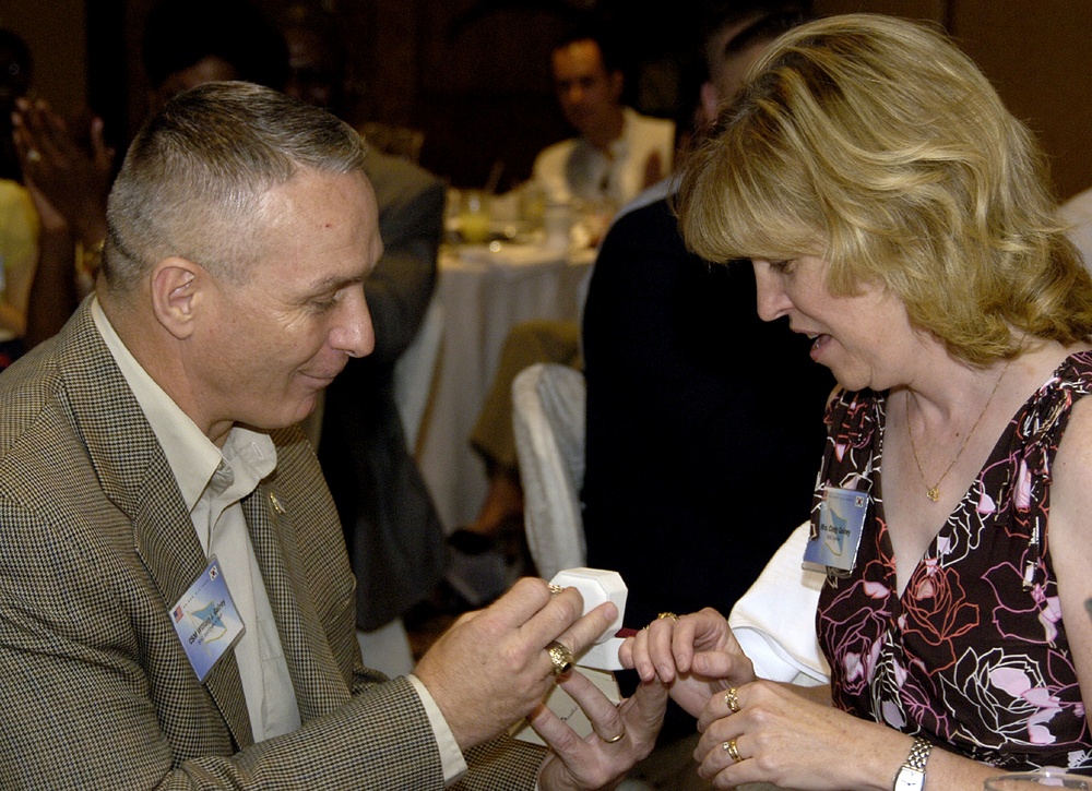 Army Command Sgt. Maj. Gainey Proposes to Wife on 30th Anniversary in South Korea