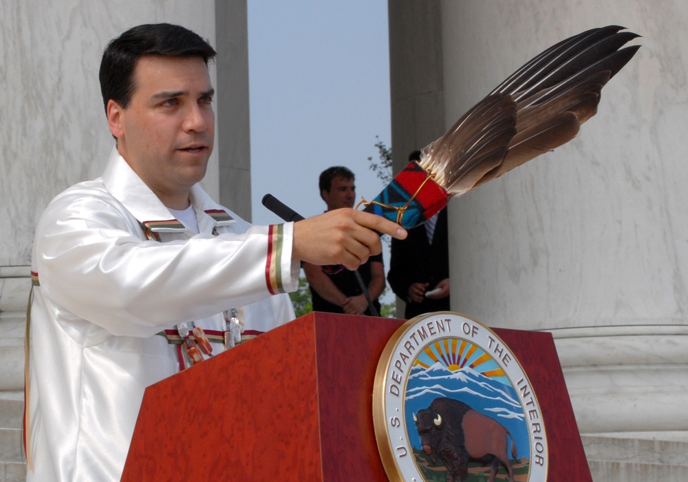 Interior Department Official Performs Native American Blessing at Bald Eagle Recovery Ceremony
