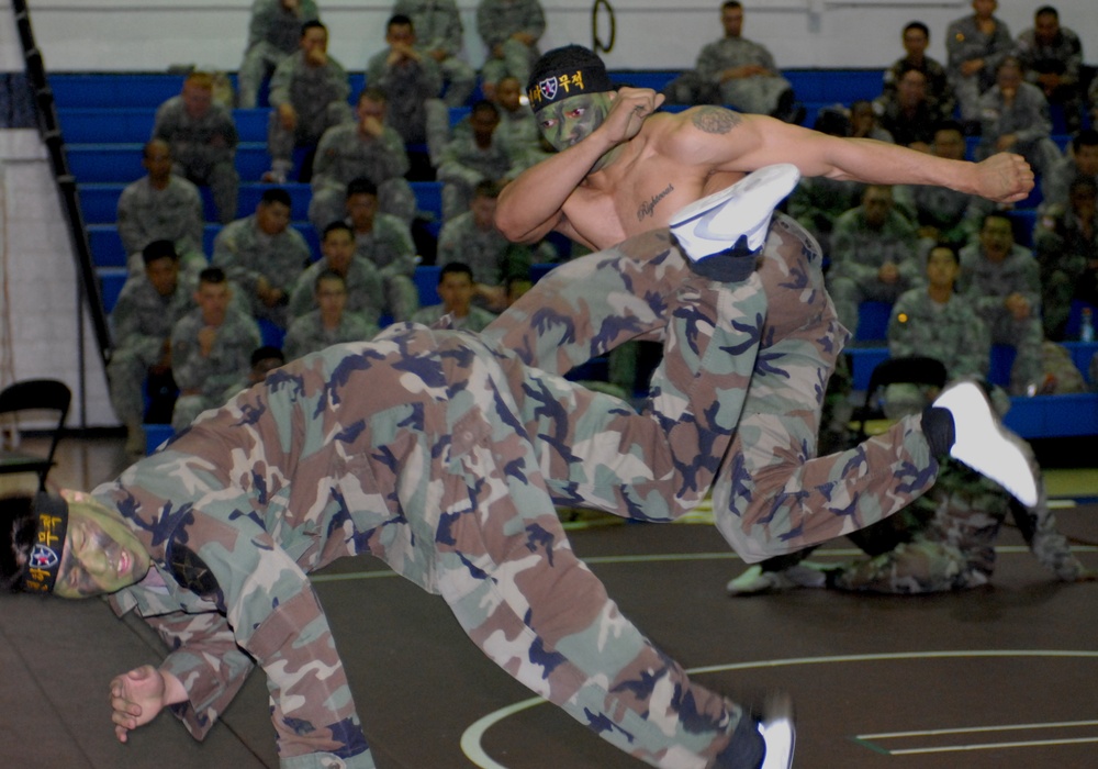 2nd Infantry Division Tae Kwon Do Team Performs for Senior Enlisted Advisor