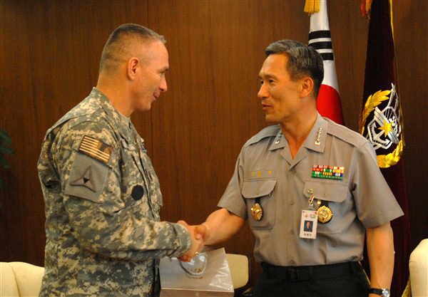 Senior U.S. and South Korean Military Leaders Meet
