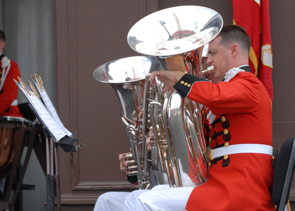 Marine Band Performs National Anthem at Flag Day Celebration
