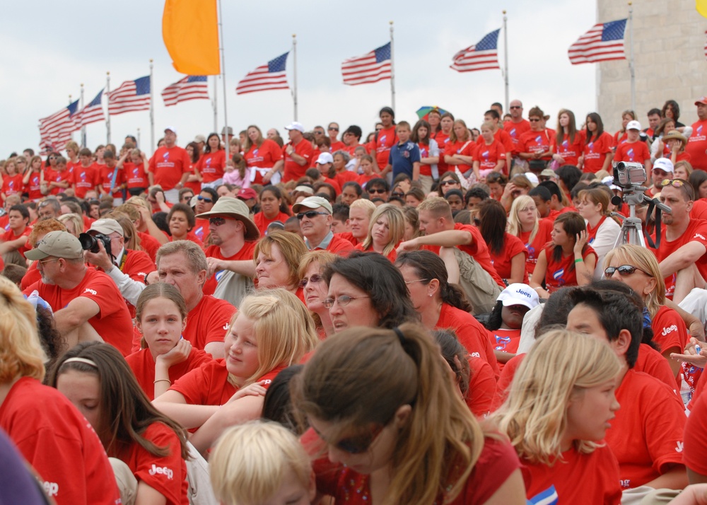 Students Nationwide Gather for National Anthem Project Finale on Flag Day