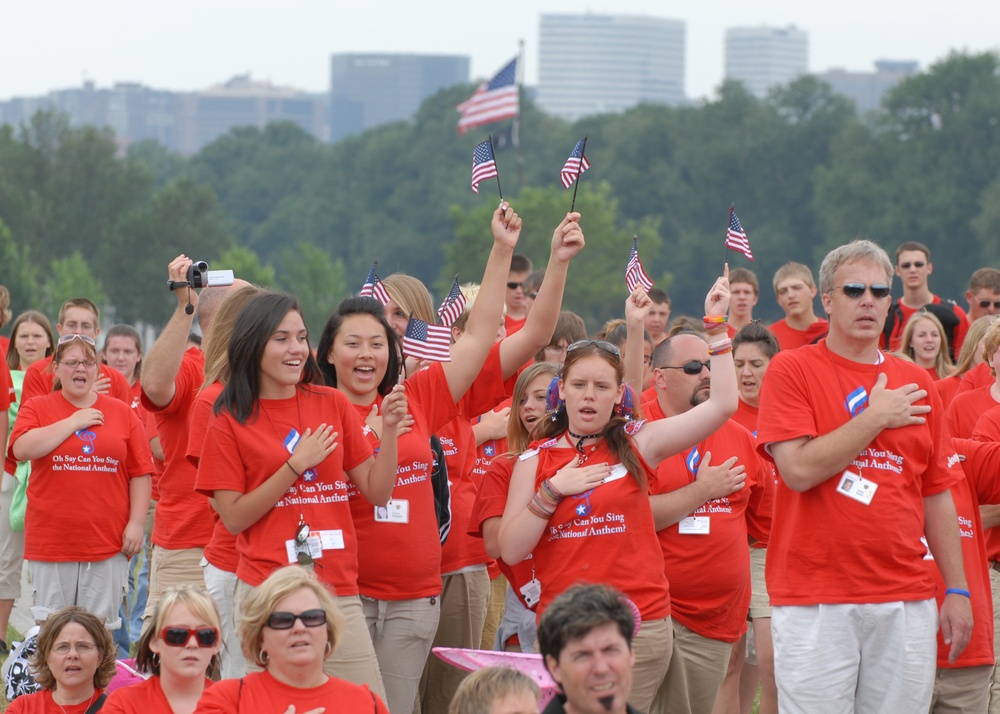 Music Students from 42 States Sing National Anthem at Washington Monument