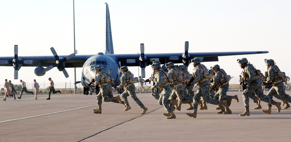 Airmen Serve as Extras in 'Transformers' Film at Holloman AFB